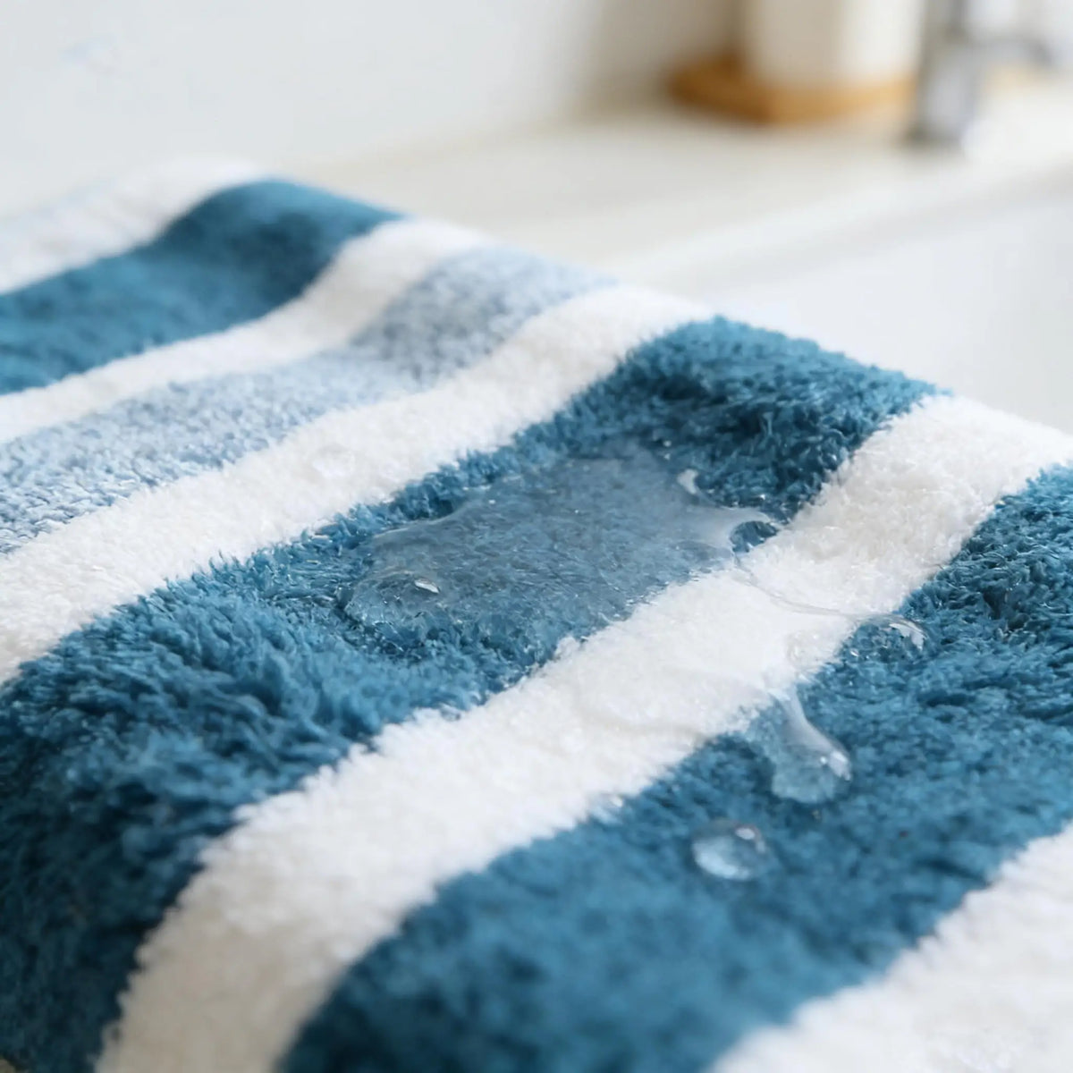 Super Absorbent Plush Bath Towels Set For Bathroom Comfort