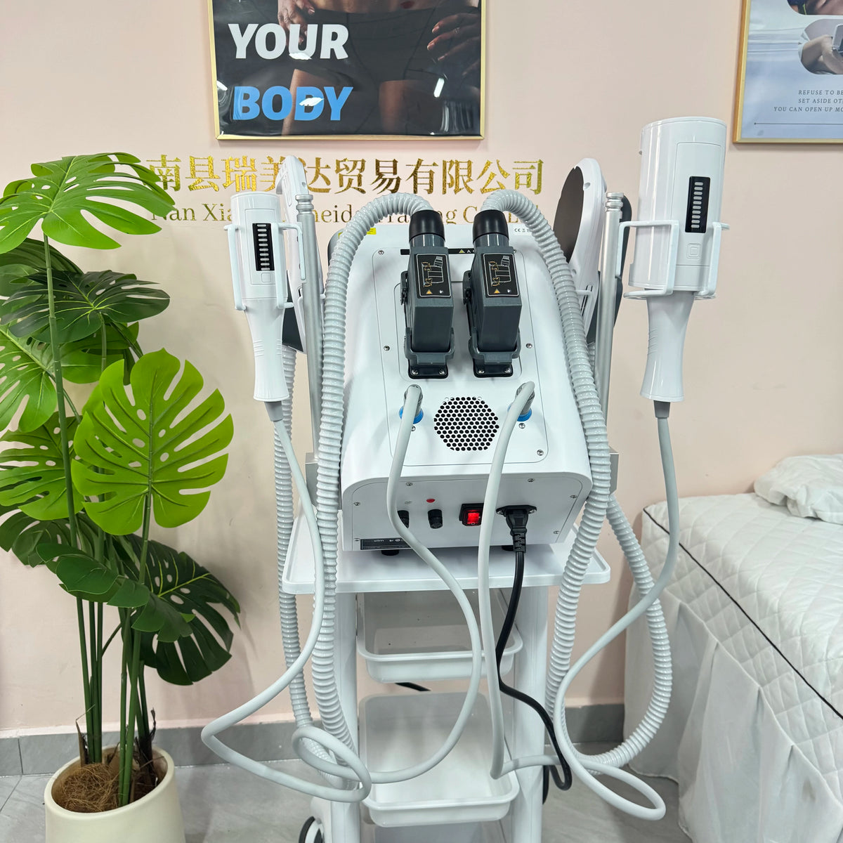 Myoslim 360 Degree Vacuum Roller For Cellulite Body Slimming