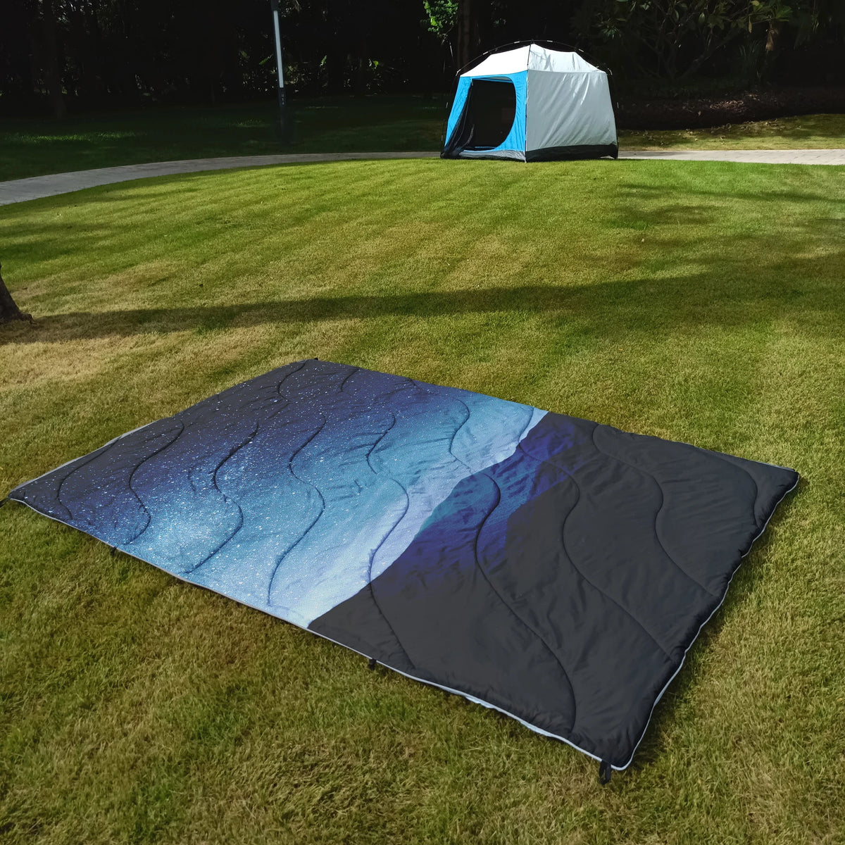 Portable Fluffy Waterproof Warm Outdoor Camping Blanket Storage Bag Hiking