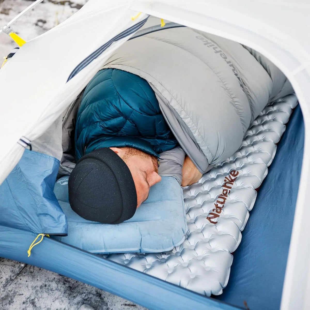 Naturehike Inflatable Sleeping Pad Ultralight High R Value Camping Mat